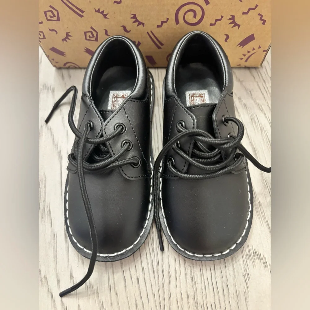 NWT L’Amour Black Boys Lace-Up Shoe Size 9 - Picture 2 of 6